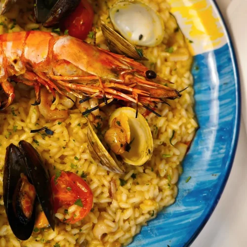 Risotto seafood restaurant criollo mediterraneo