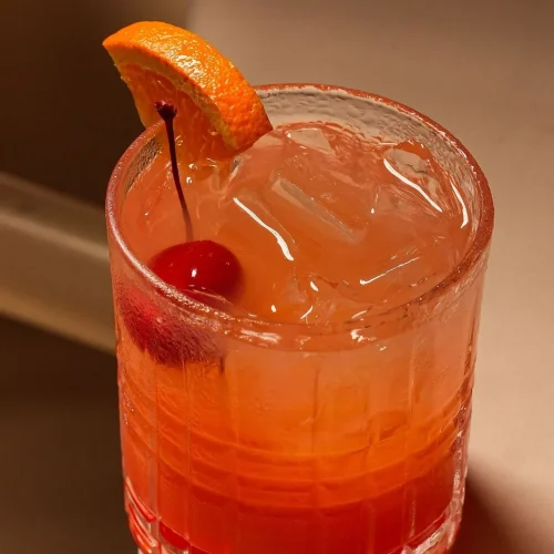 Un clásico italiano el negroni sbagliato il pastaiolo restaurant south beach