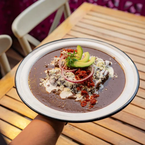 enfrijoladas con queso y guacamole comida barata en puebla rufina loncheria