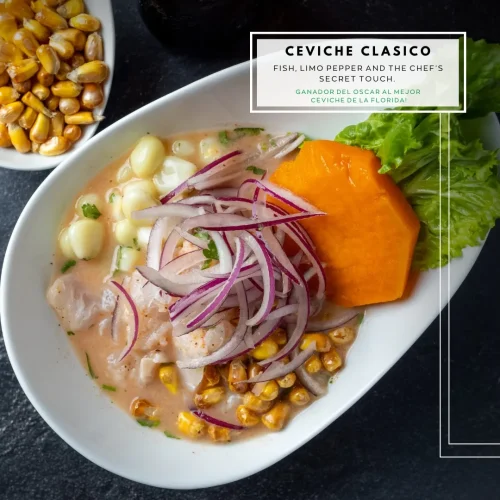 Ceviche tradicional peruano en el restaurante sr ceviche